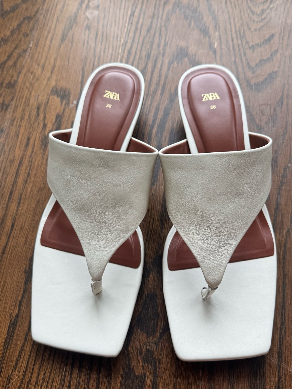 Zara Cream and White Leather Thong Heels